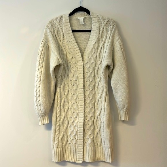 H&M Sweaters - H&M long cable knit cream cardigan sweater